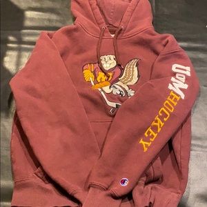 Champion University of Minnesota hockey sweatshirt